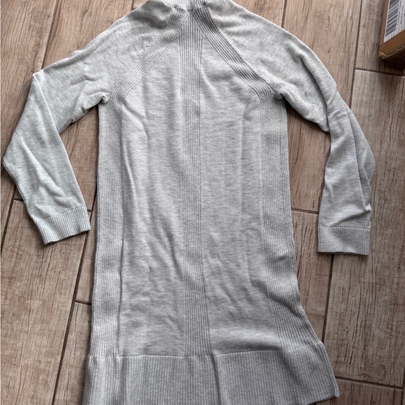 lululemon keep it cozy Gray Turtleneck sweater Dress 8 womens - Picture 10 of 10